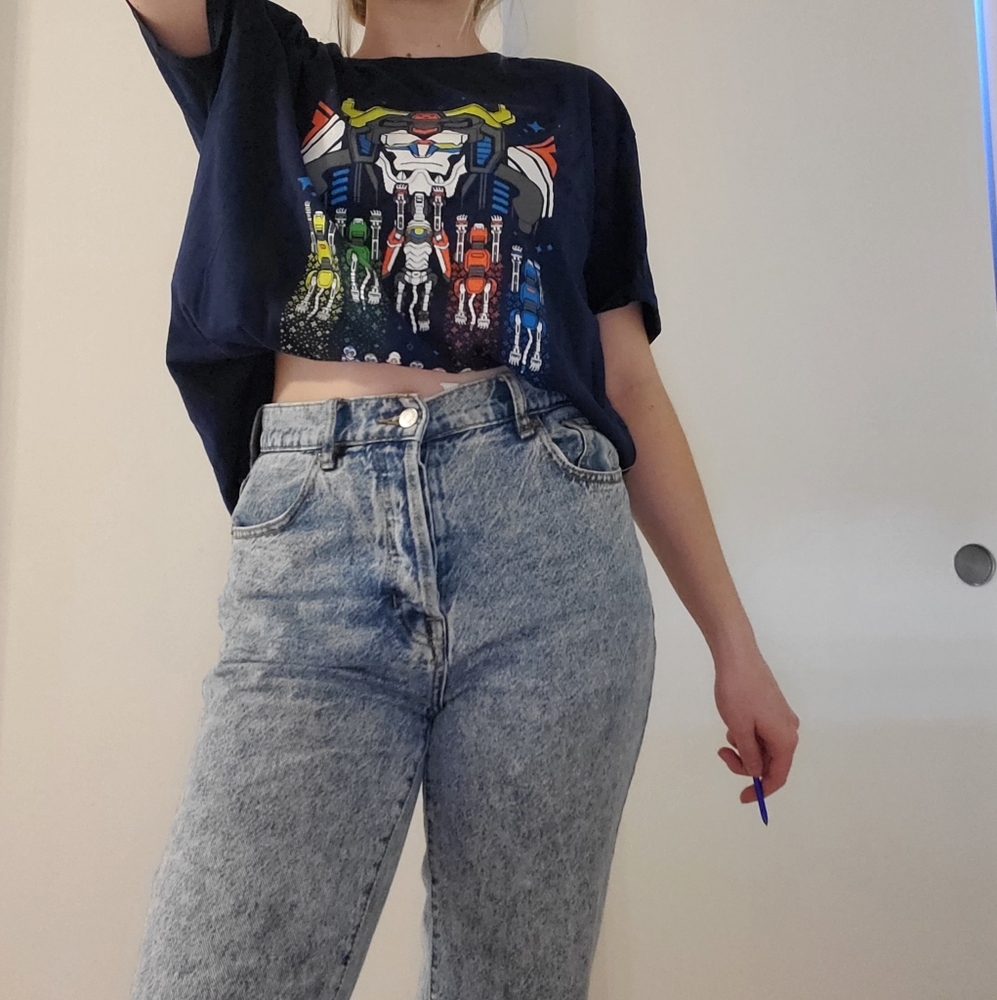 lootcrate exclusive lootwear Voltron tshirt